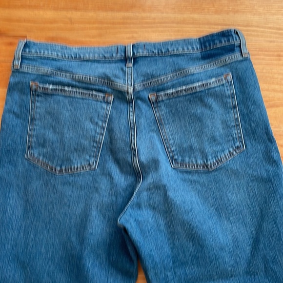 Abercrombie‎ & Fitch High Rise Mom Jean Blue Distressed Destroyed Denim 18R A3 - Picture 5 of 6